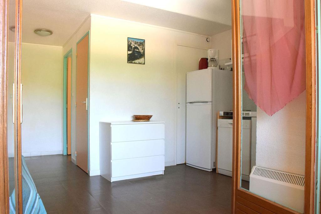 Les Cigalous Hotel Salavas Bagian luar foto